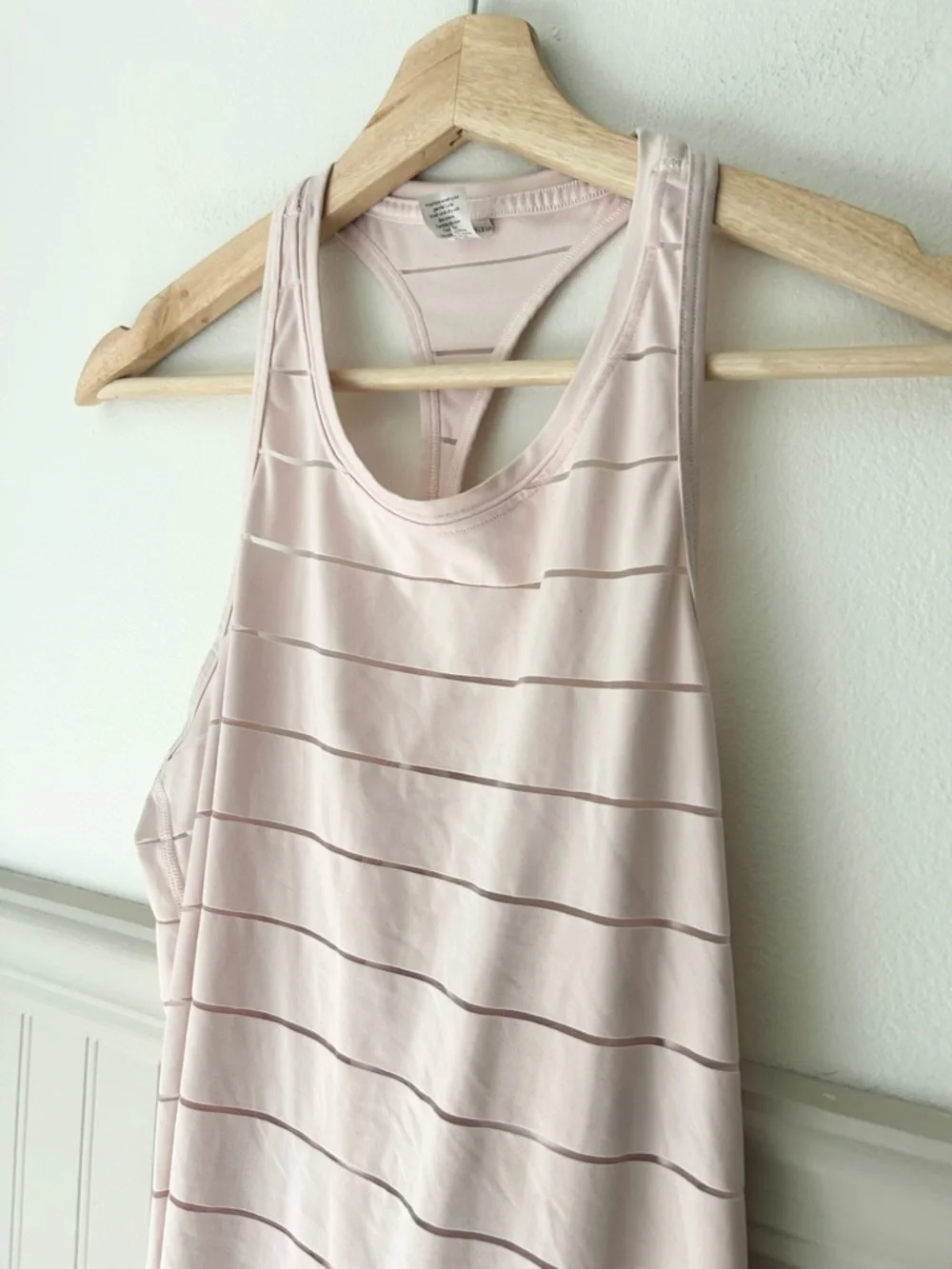 Athleta Light Pink XS Stripe Mesh Chi Tank Racerback Workout Top - Picture 4 of 8